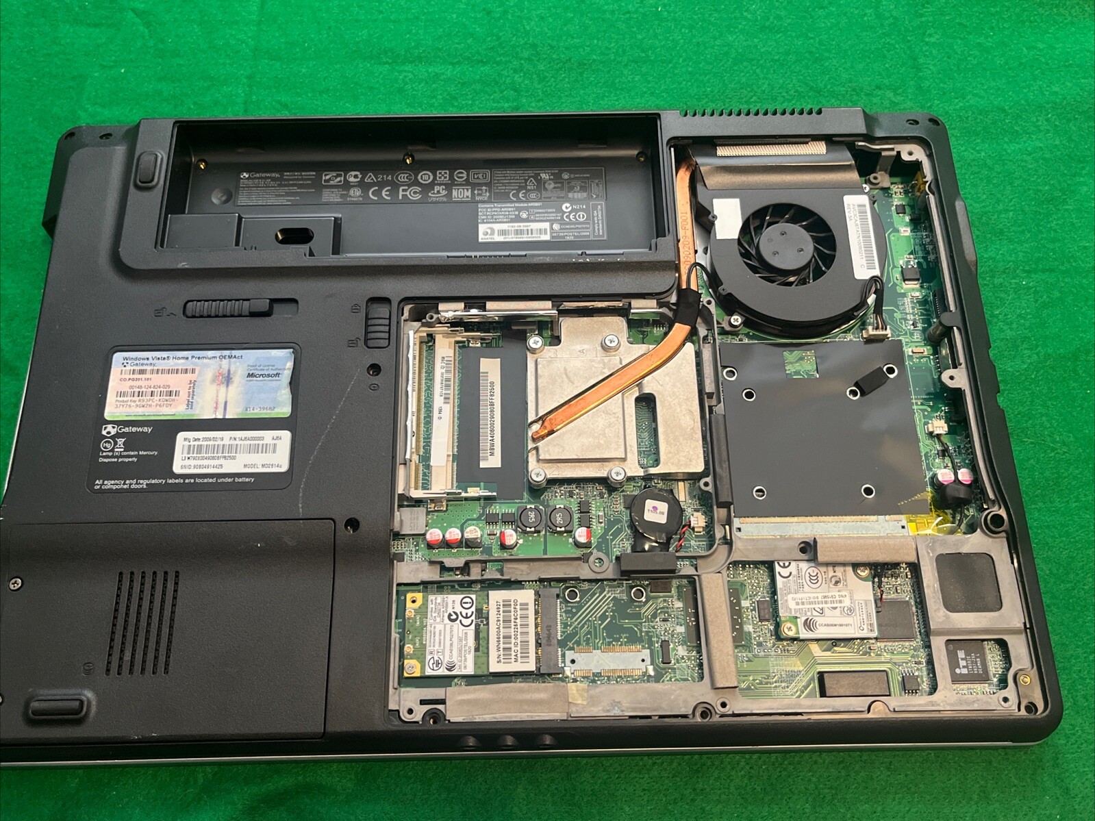 Gateway MD2614U Motherboard AMD Turion X2 RM-72 2.1Ghz DDR2 @10A4