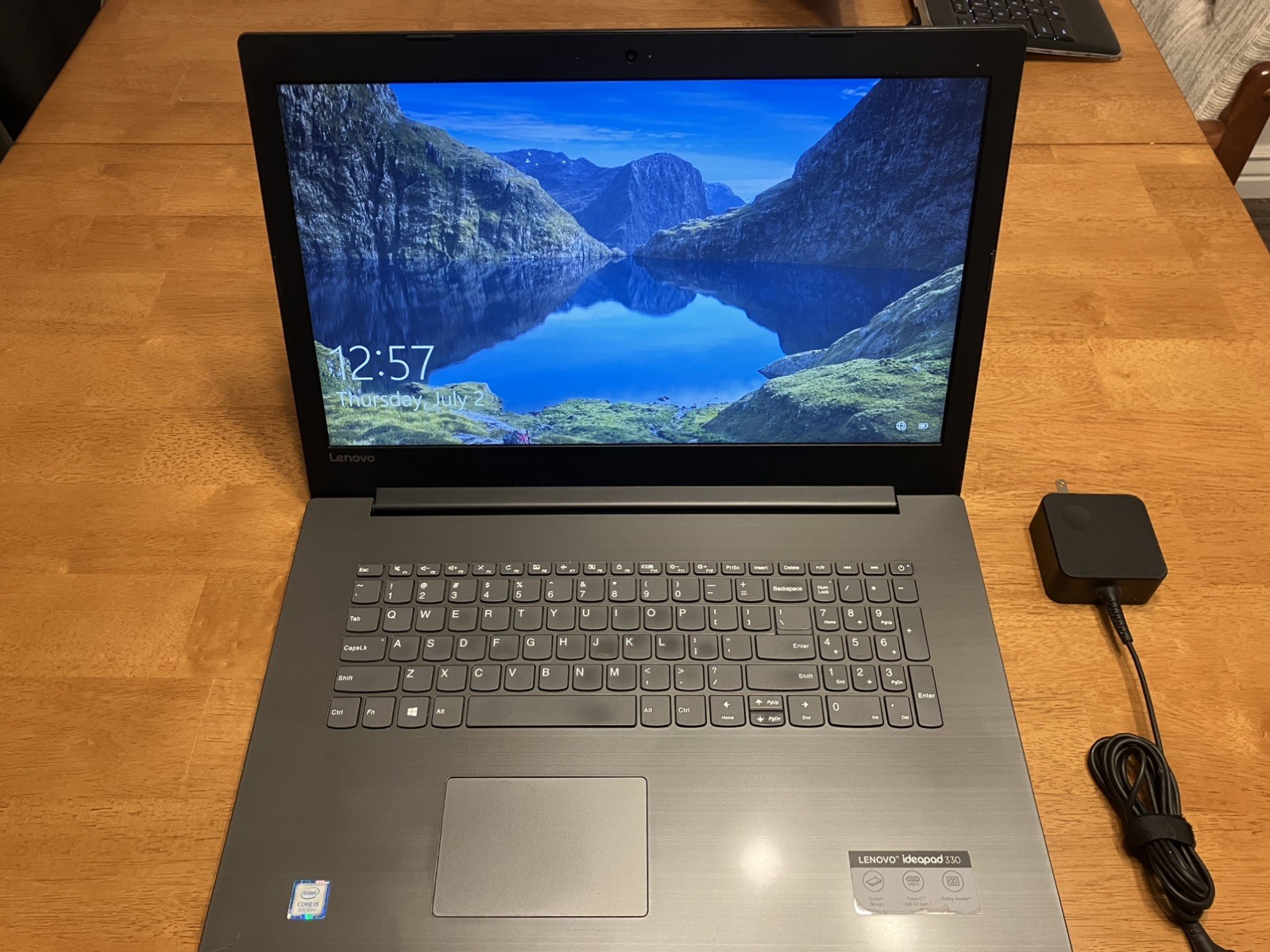 Lenovo IdeaPad 330 17.3″ Laptop – i5-8250U 1.60GHz 8GB RAM 240GB SSD & DVD-RW