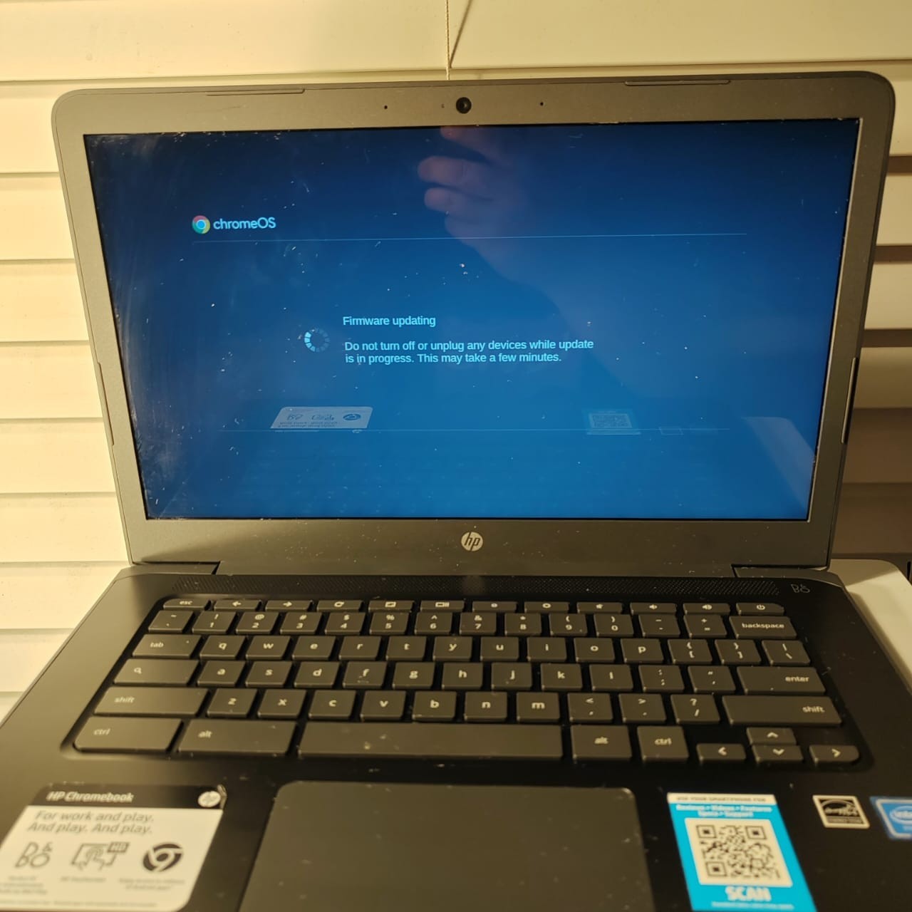 HP Chromebook 14″ Intel Celeron N3350 / 4GB RAM / ChromeOS – Fully Working
