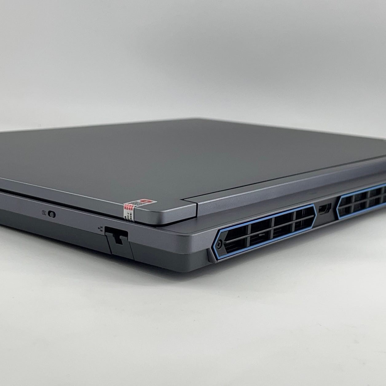 Lenovo Saviour Y7000P 2024 16″ computer