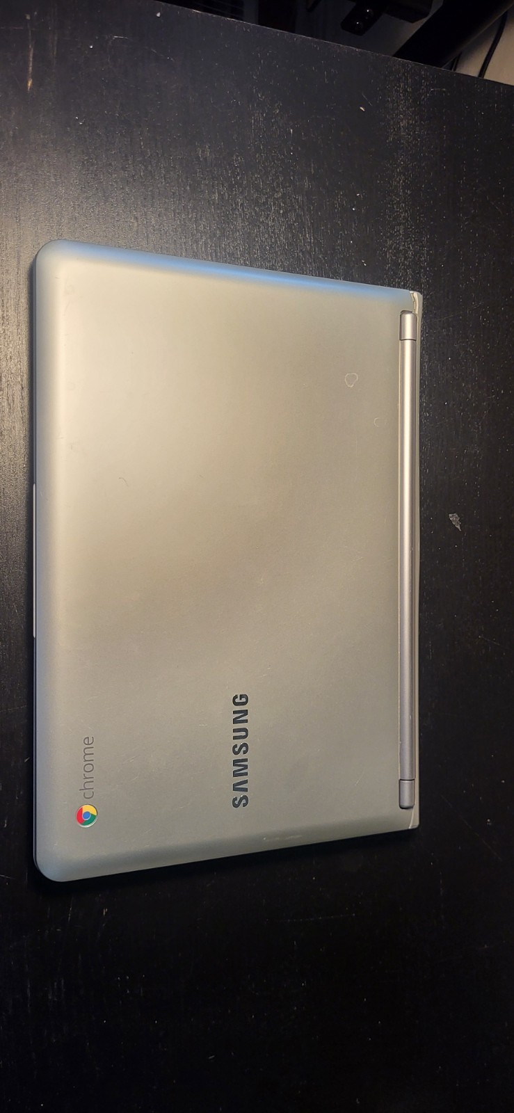 Samsung Chromebook XE303C12 11.6″ Laptop 2GB RAM 16GB Silver w/ Charger