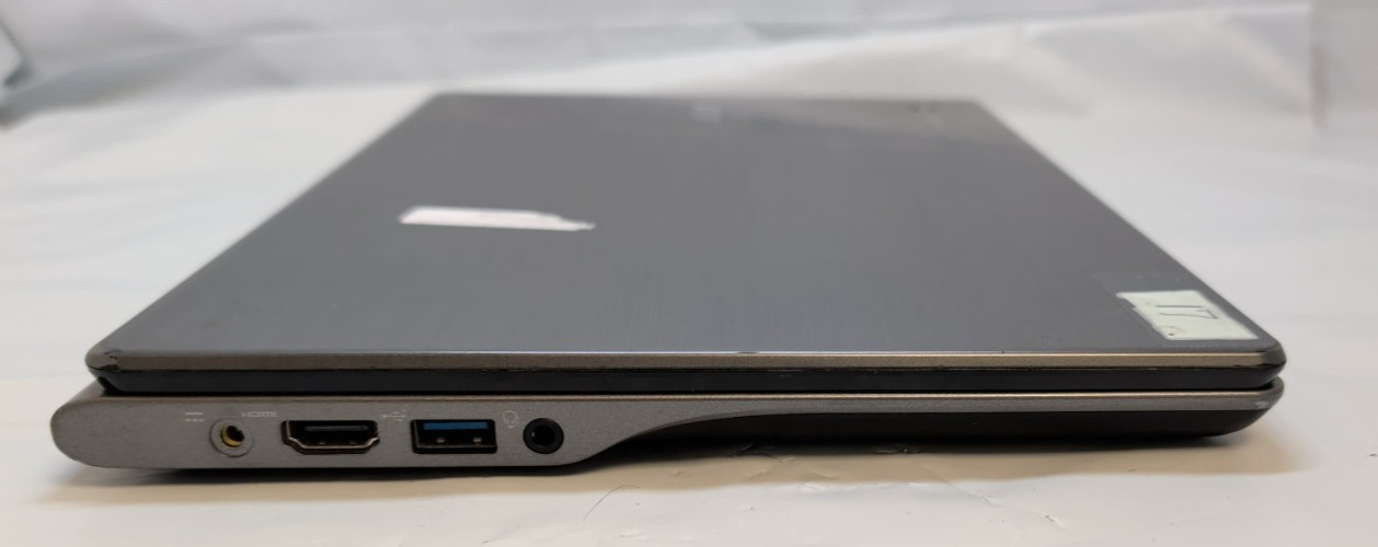 Acer C740 11 Inch Chromebook Intel Celeron 3205U 4GB RAM 16GB SSD NO CHARGER