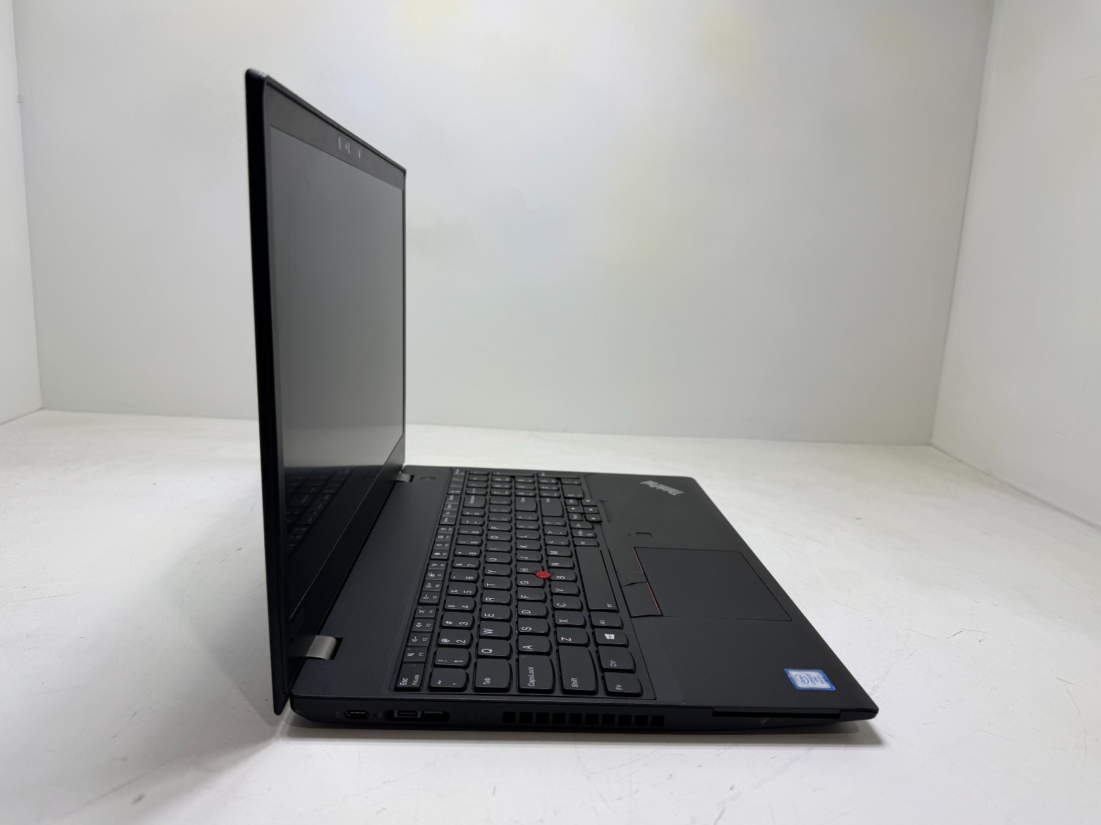 Lenovo ThinkPad P52s Intel Core i7-8650U 8GB RAM 256GB SSD Win 11