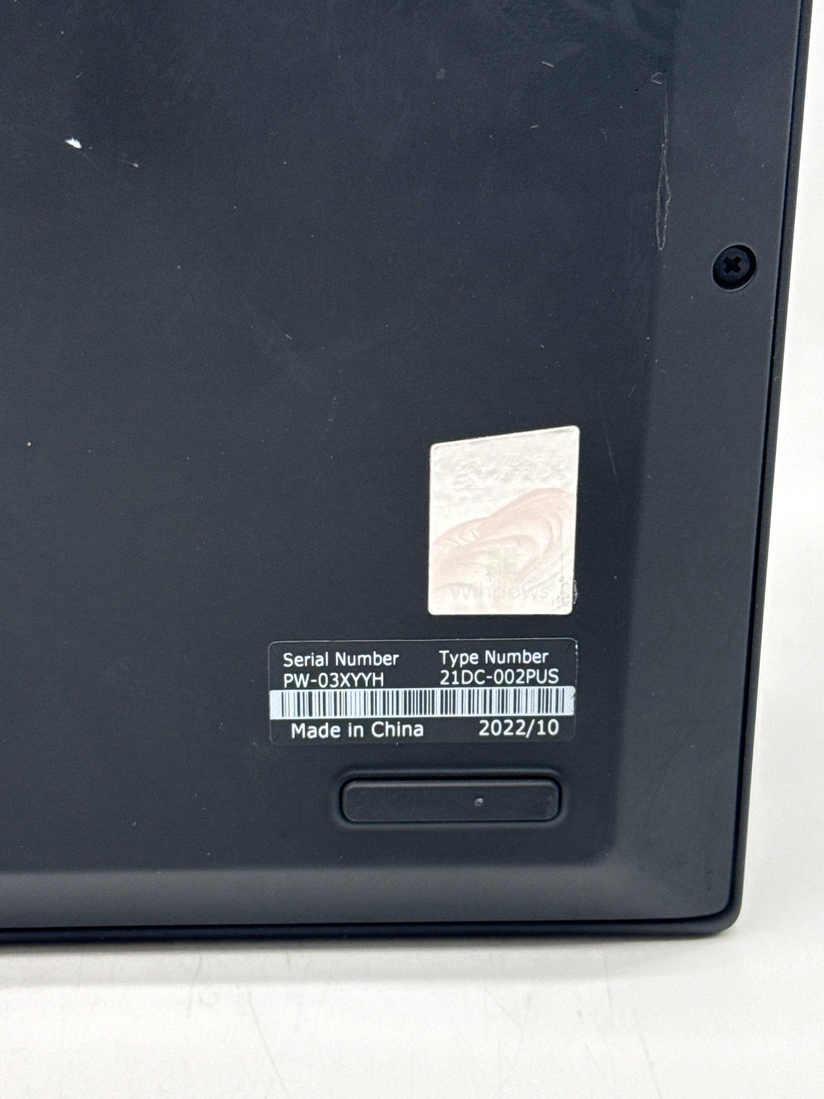 Lenovo ThinkPad P1 Gen 5 16″ Core i7-12700H 32GB RAM 1TB SSD – For Parts