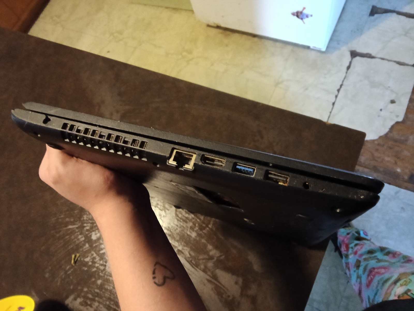 Lenovo IdeaPad 15.6in Black Laptop Core i3 4GB RAM 500GB HDD HDMI USB LAN