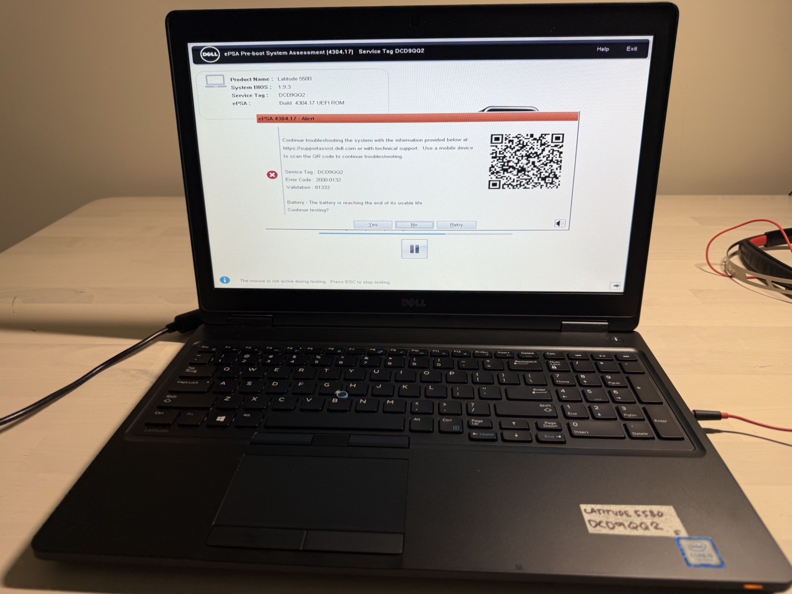 Dell Latitude 5580 Laptop Intel Core i5 7th Gen No HD/OS/AC Adapter- Bad Battery