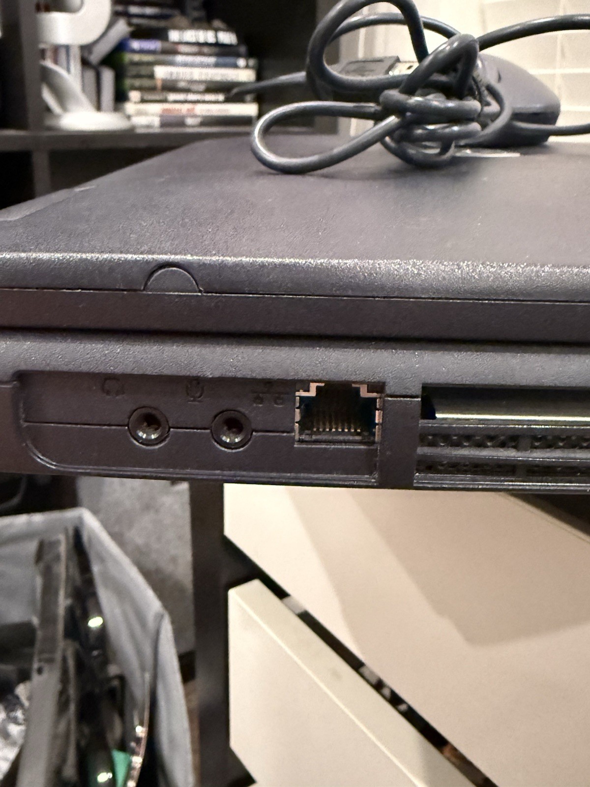 Dell Inspiron 2650 15in Pentium 4 1.80GHz 256MB Windows XP, Charger