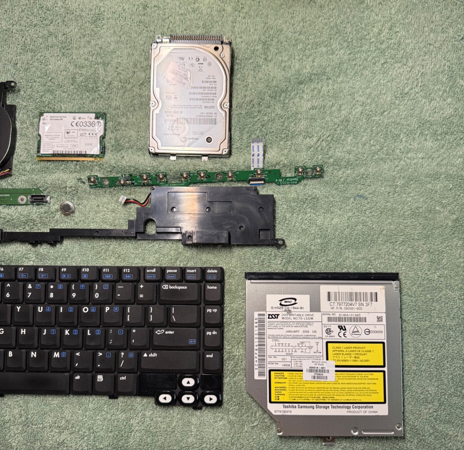 HP PAVILON ( MODEL: DV-1000 ) LAPTOP FOR PARTS