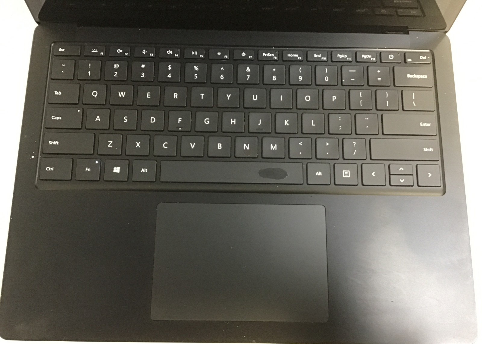 Microsoft Surface Laptop Gen 3 1868 13.5″ I7-1065G7 1.3GHz 16GB 512GB SSD “READ”