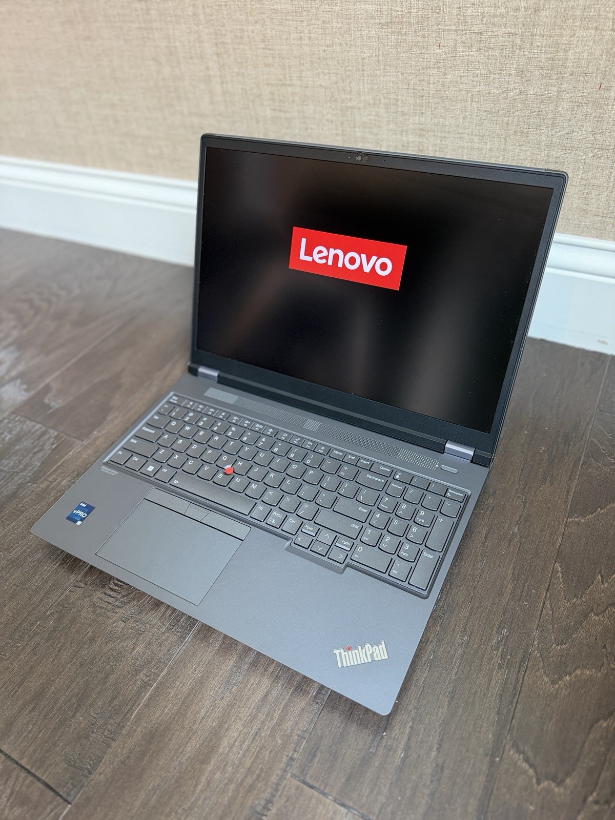 Lenovo ThinkPad P16 Gen 2 IntelCore i9 NVIDIA RTX 2000 GPU 32GB RAM 1TB SSD READ