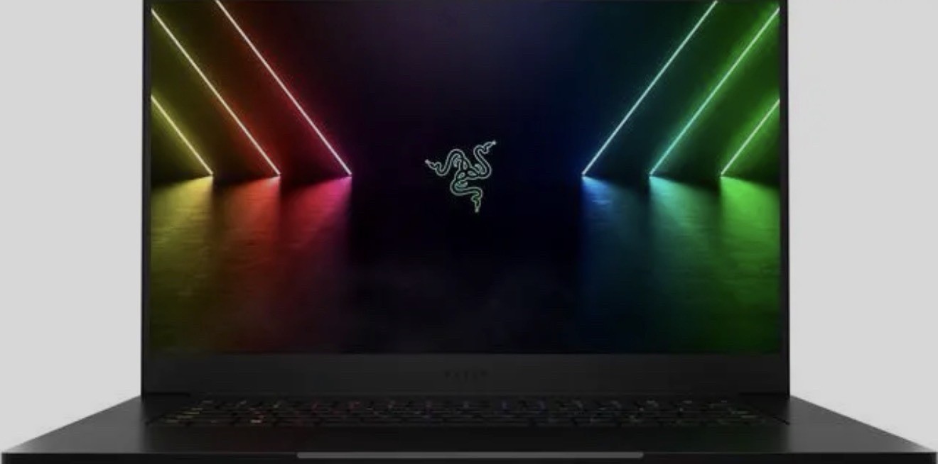 Razer Blade 15 (1TB SSD) 15.6″ i7 – NVIDIA GeForce RTX 3070 Ti – 16GB RAM