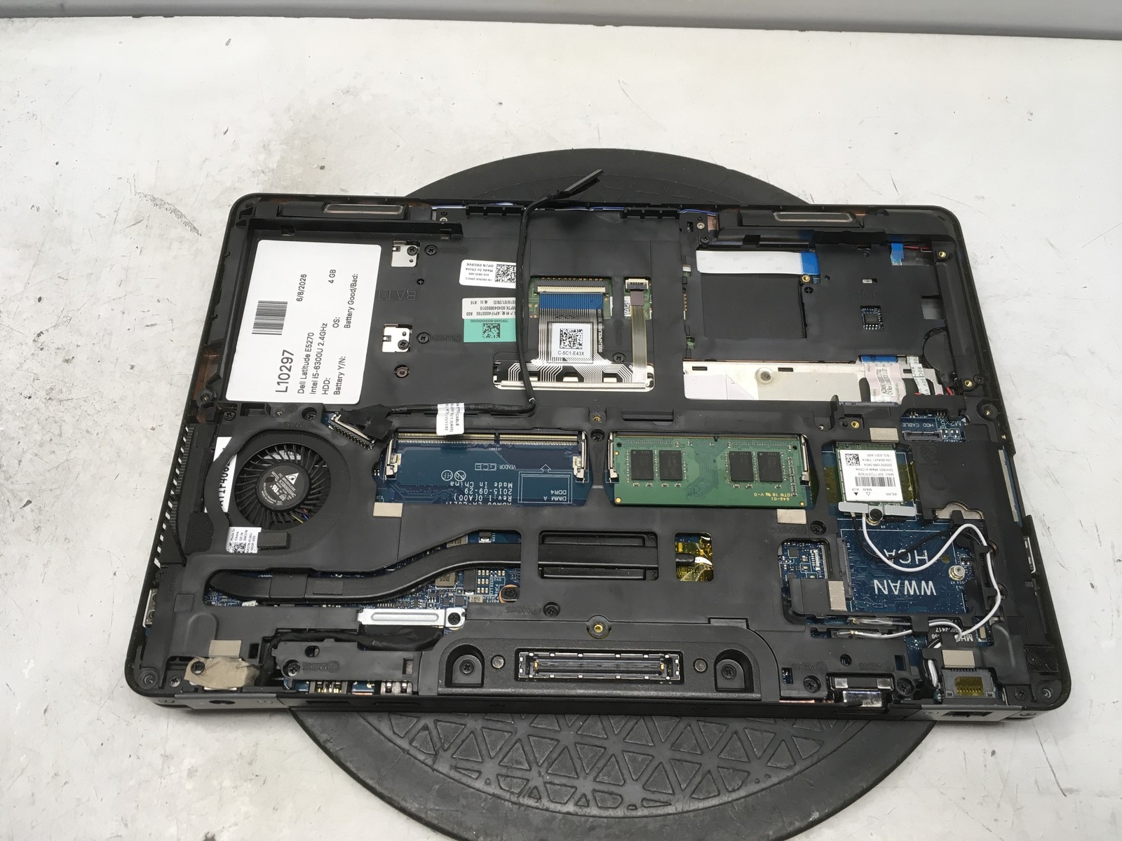 Dell Latitude E5270 Intel i5-6300U 2.4GHz 4 GB NO HDD No Batt