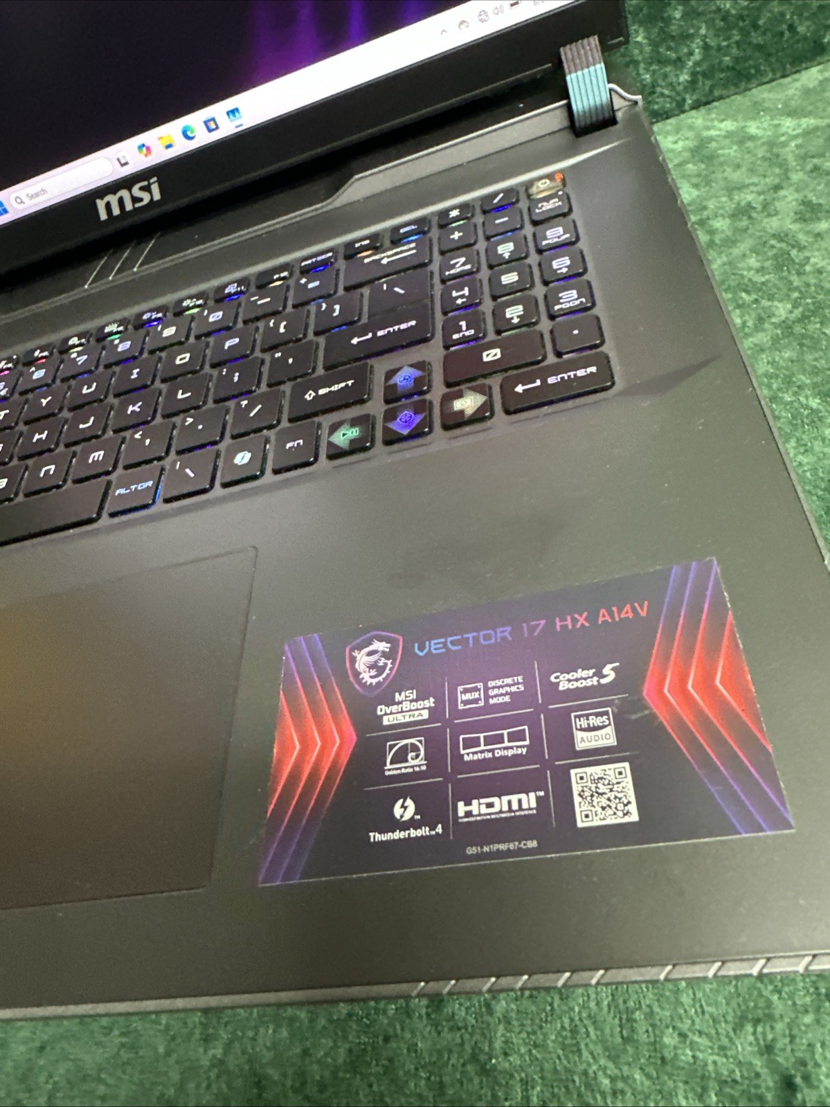 MSI Vector 17 HX A14V Gaming Laptop (i9-14900HX, RTX 4070, 32GB, 1TB SSD, 240Hz)