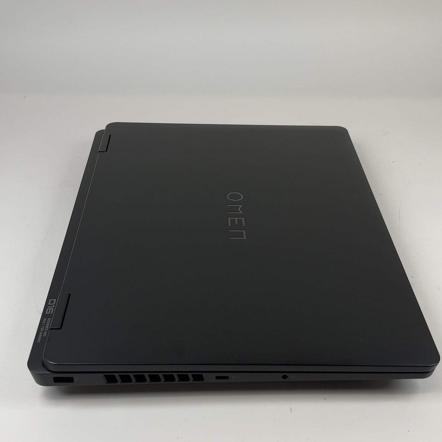 HP Omen 16-ap0053dx 16″ Ryzen 9 8940HX 2.4GHz 32GB RAM 1TB SSD GeForce RTX 5060
