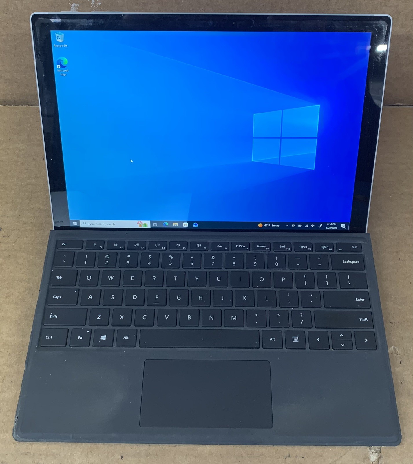 Microsoft Surface Pro 5 Intel i5-7300U@2.60GHz 8GB DDR4 RAM 256GB SSD WIN 10P