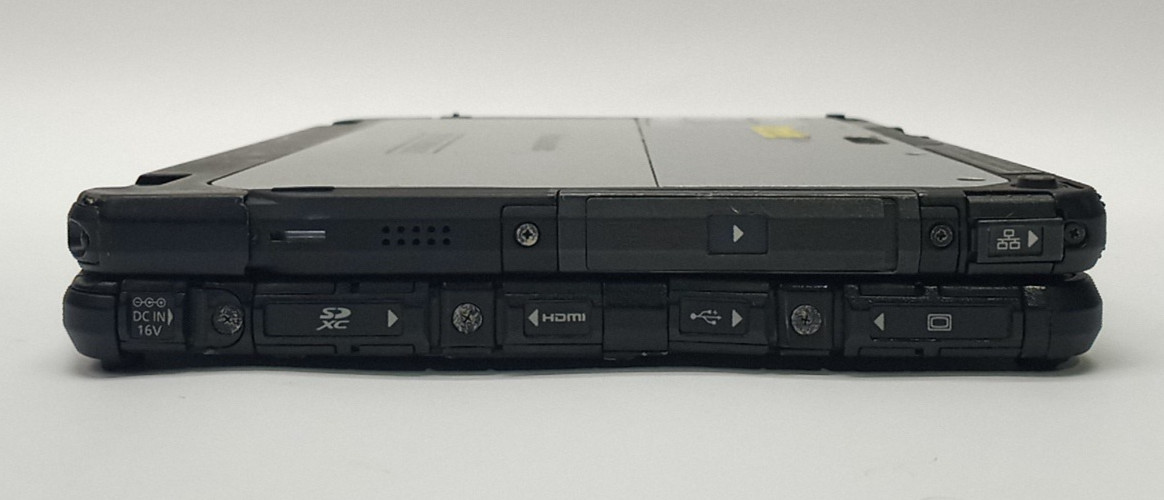 Panasonic ToughBook CF-20 m5-6Y57 VPRO@1.10GHZ 8GB RAM/256GB M.2 WIN 11 WH457*!