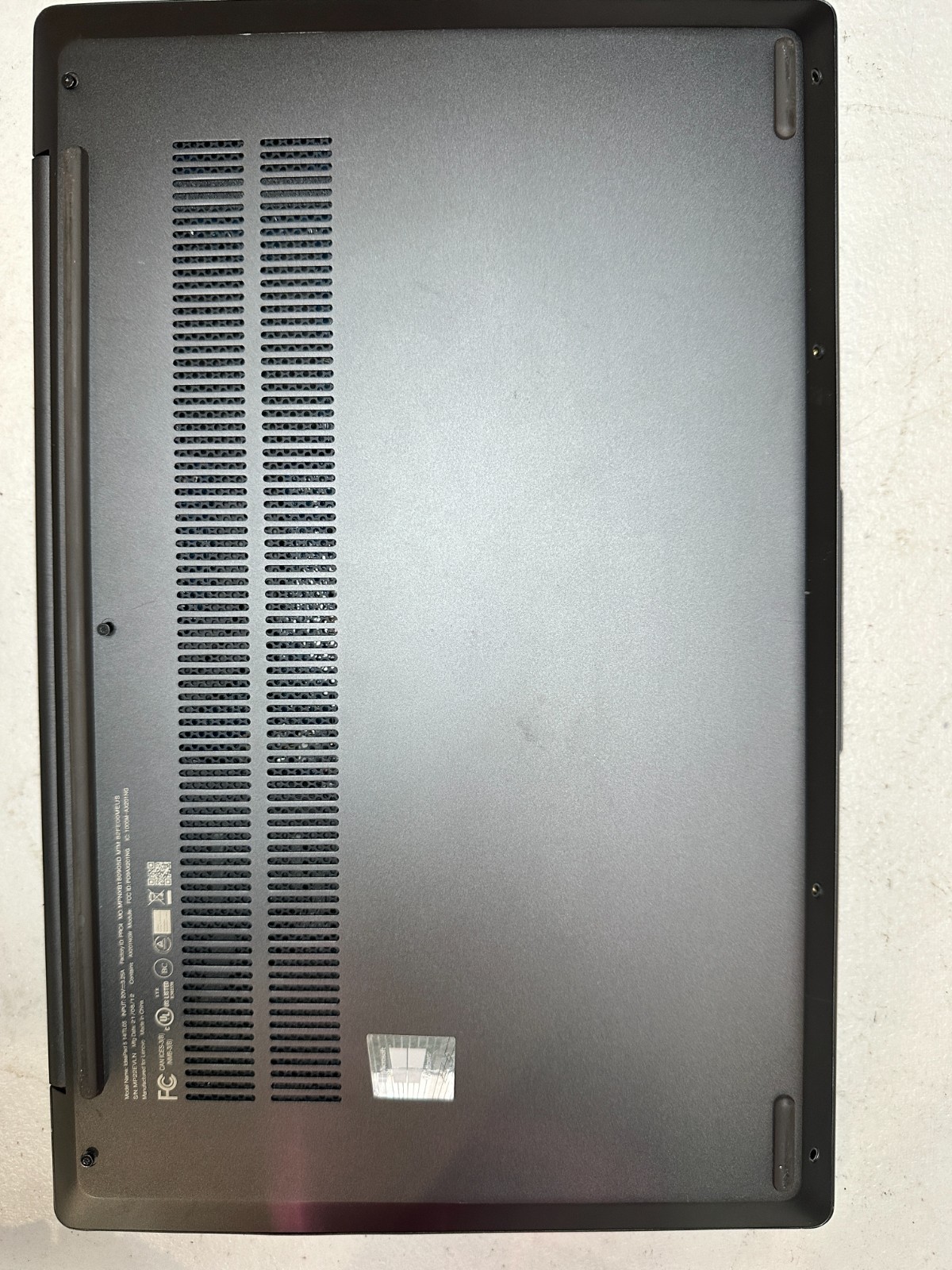 Lenovo Ideapad 5 14ITL05 i5 FOR PARTS NO POWER/DRIVE/AC #04