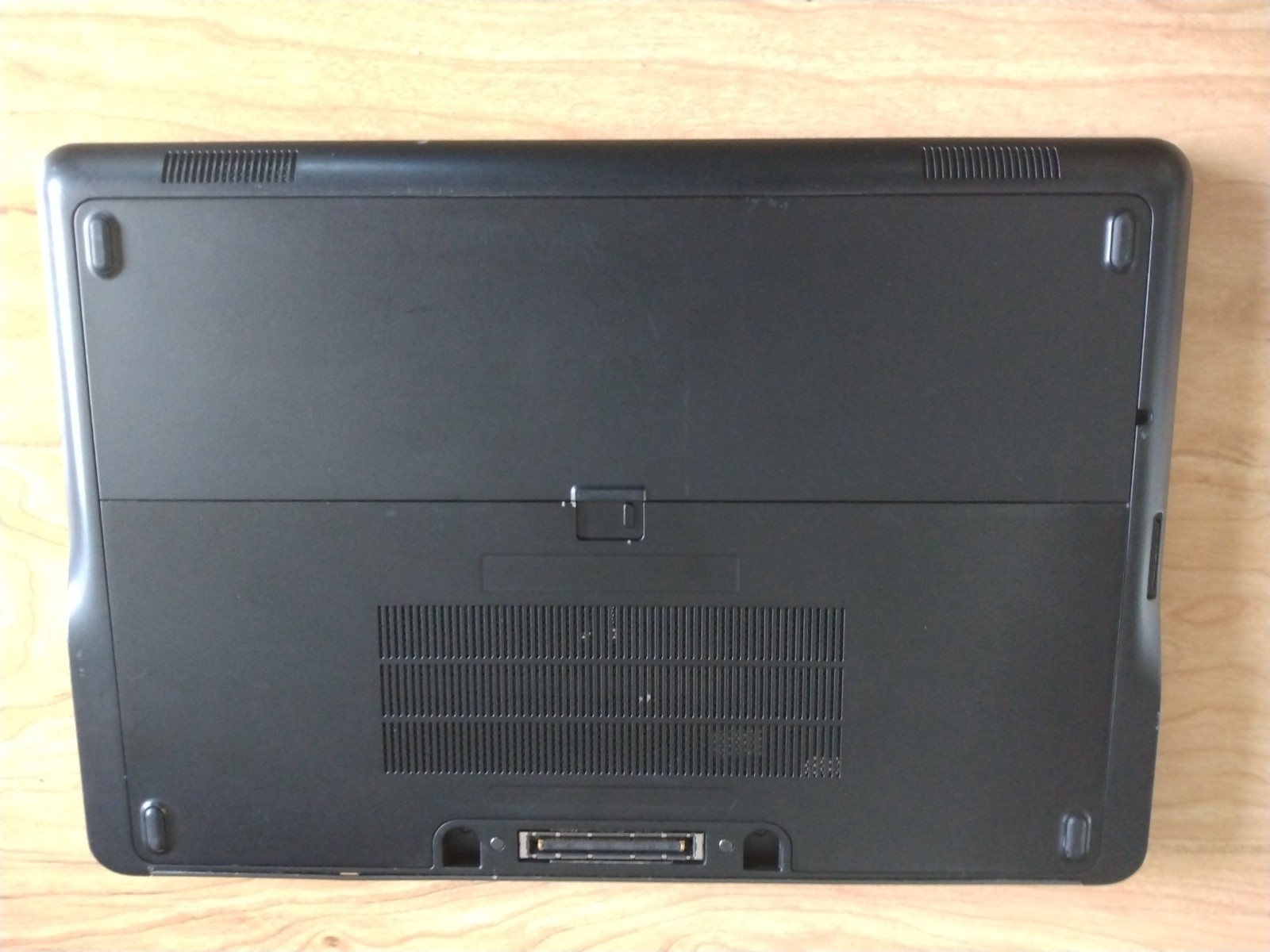 Used Dell Latitude e7240 Core i5 Wndows 11 256GB SSD Drive 8gb RAM laptop