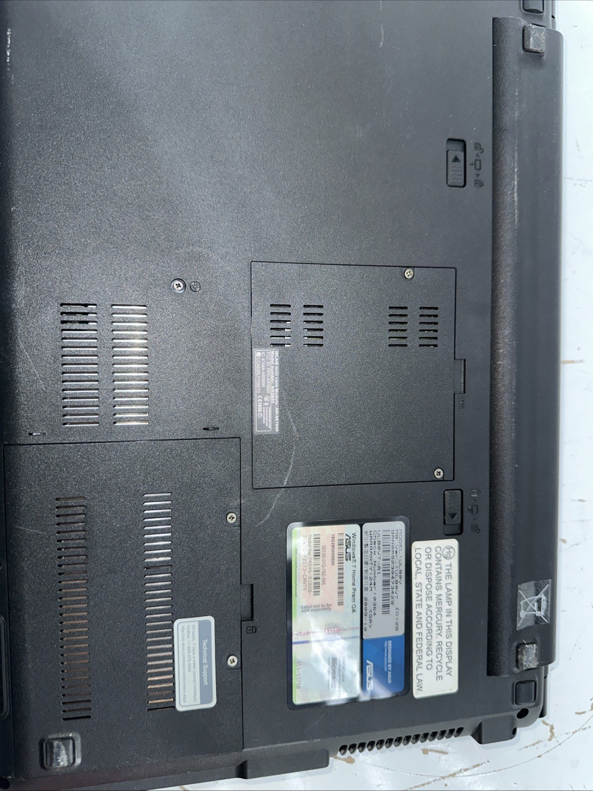Asus UL80V UL80VT-A2 Laptop No Hard Drive 4Gb Ram No Charger Untested