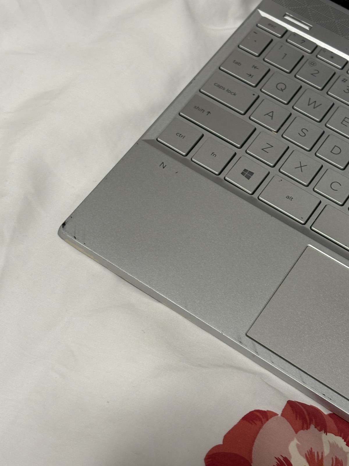 HP Envy 13-aq0011ms 13.3” i5 16GB/512GB – Broken Hinge – Parts/Repair