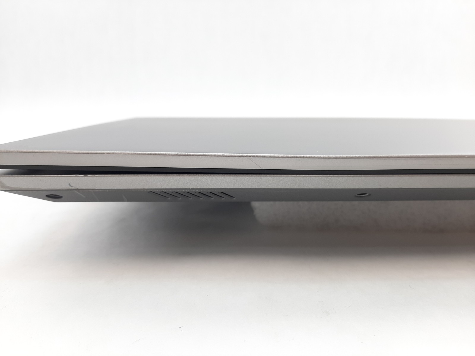 Lenovo ThinkBook 15 G4 Ryzen 5 5625U 16GB RAM 256GB NVMe Bent Part/Repair C3*118