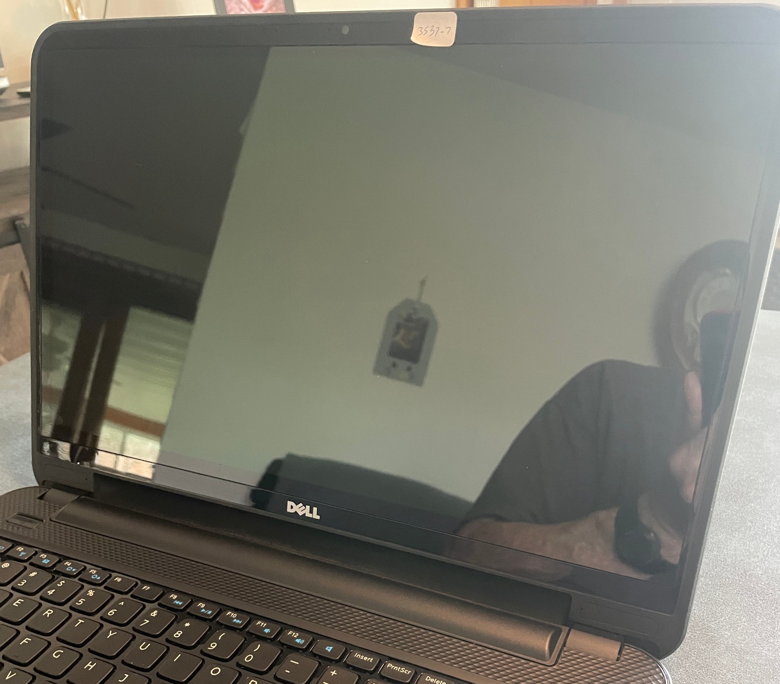 DELL INSPIRON 15-3537 Laptop 15″ *TOUCH* i3 256gb+1tb Linux Mint 22.3-extras-7