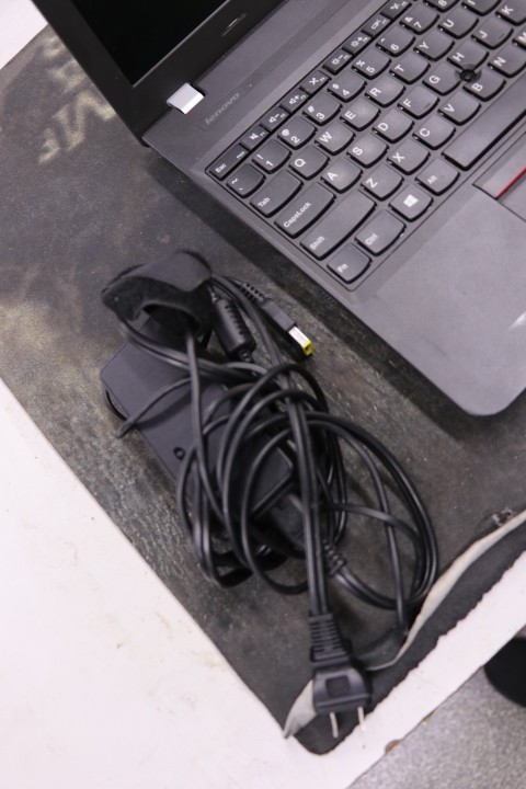 Lenovo ThinkPad E555 SL10H42791 15.6in AMD A6-7000 8GB RAM Parts Only