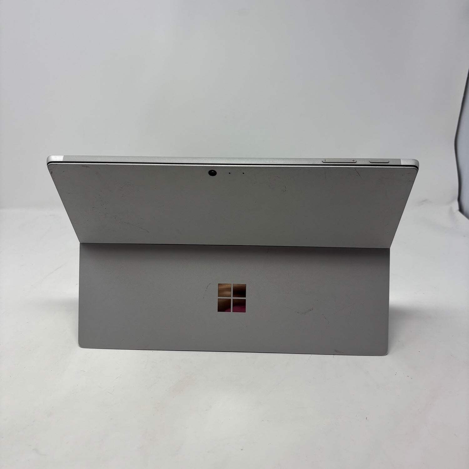 Microsoft Surface Pro 1 1796 12.3″ i5-7300U 2.6GHz 4GB RAM 128GB SSD
