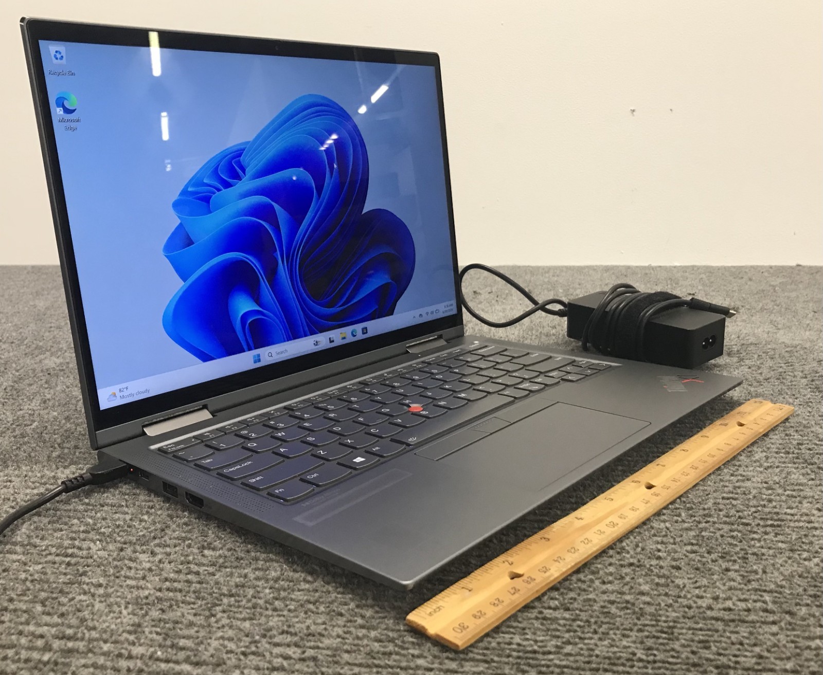 Lenovo ThinkPad X1 Yoga Gen 6 14″ 2-in-1 Laptop i7-1185G7 16GB RAM 1TBNVMe As Is