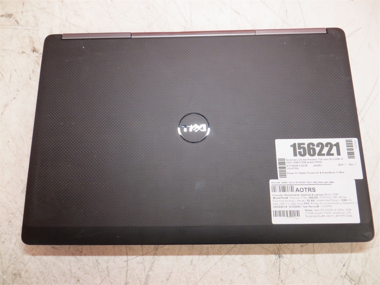 Scratched LCD Dell Precision 7720 Xeon E3-1505M v6 3GHz 16GB 512GB Quadro P5000