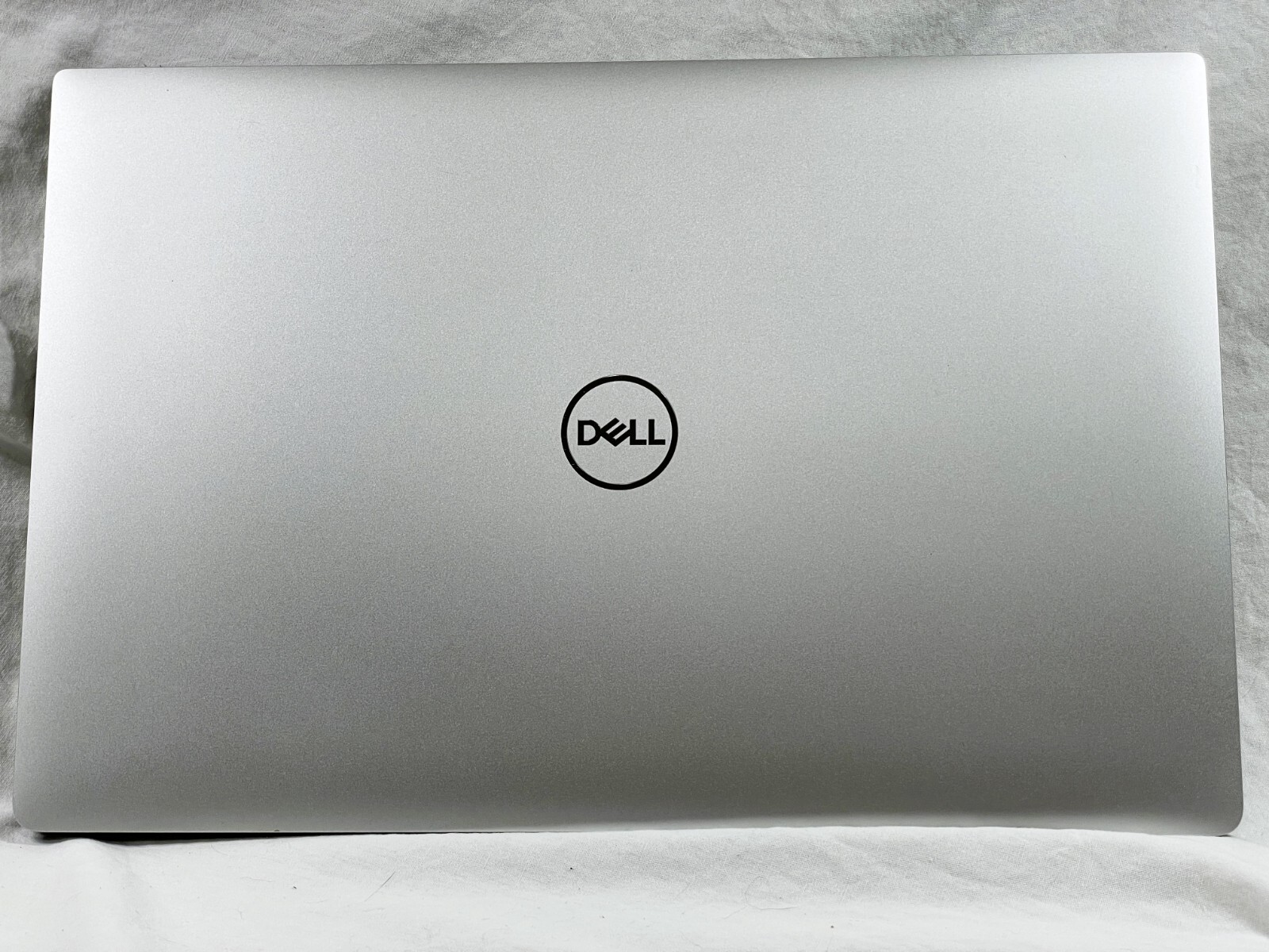 Dell XPS 15 7590 4K TOUCH ✔i9-9980HK ✔32GB RAM ✔2TB SSD✔ Grade A