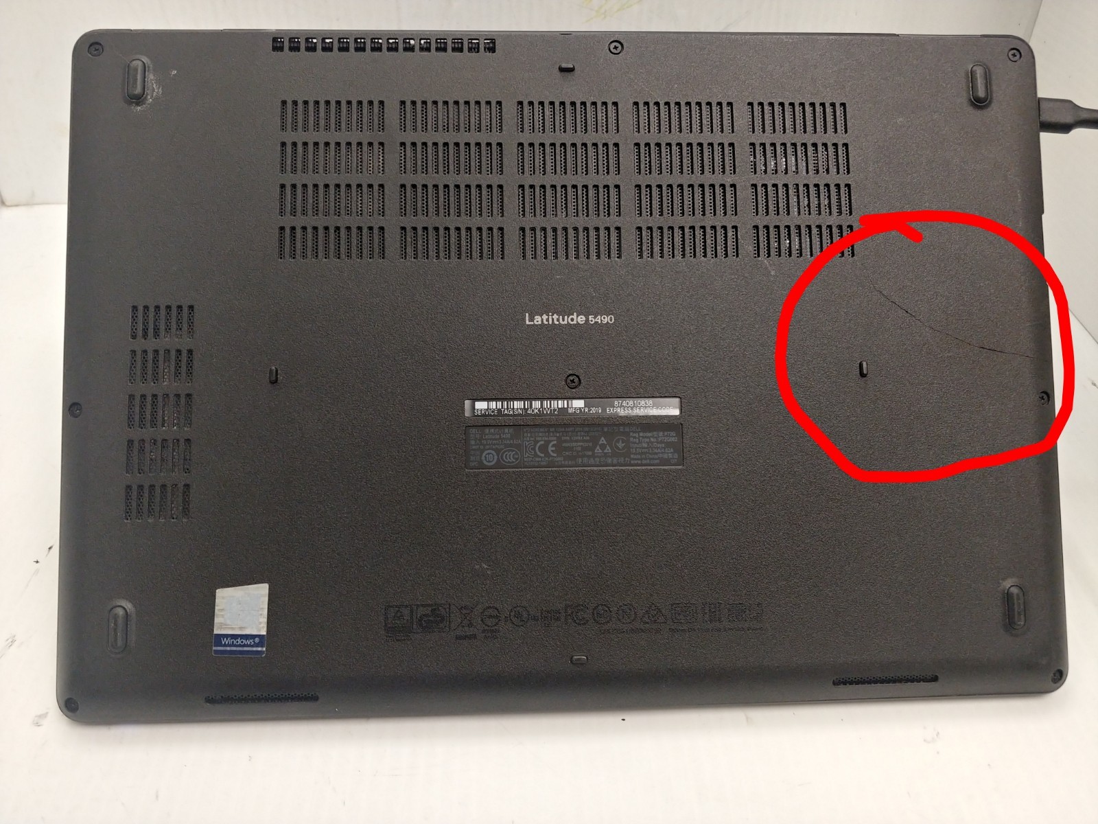 Dell 5490 Latitude 14-Inches i7-8650U 8GB RAM 256GB SSD Laptop