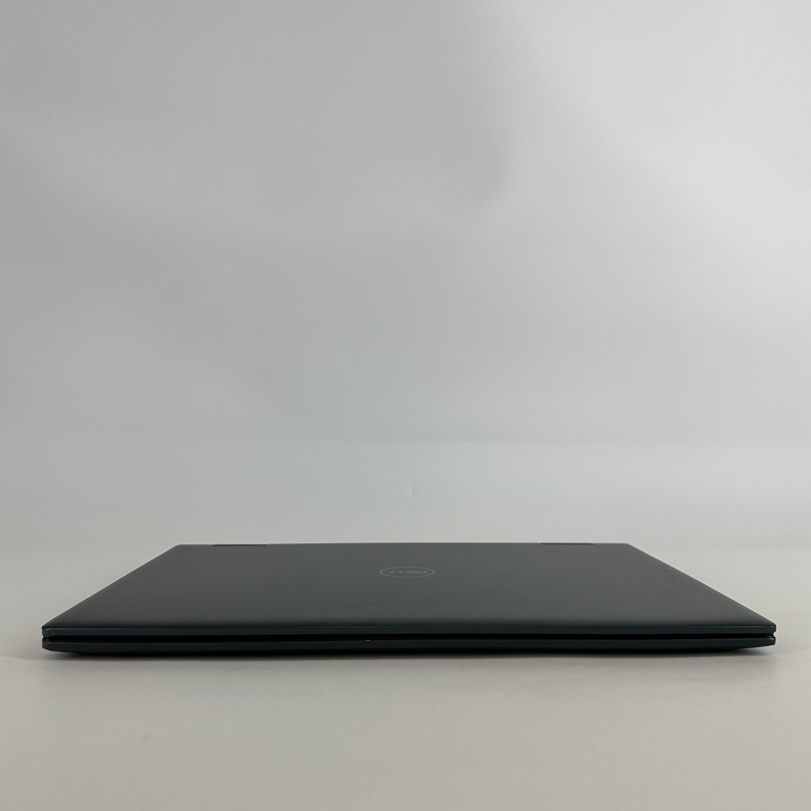 Dell Inspiron 7620 (2-in-1) 16 UHD+ TOUCH 2.1 GHz i7-1260P 16GB 512GB MX550 2048