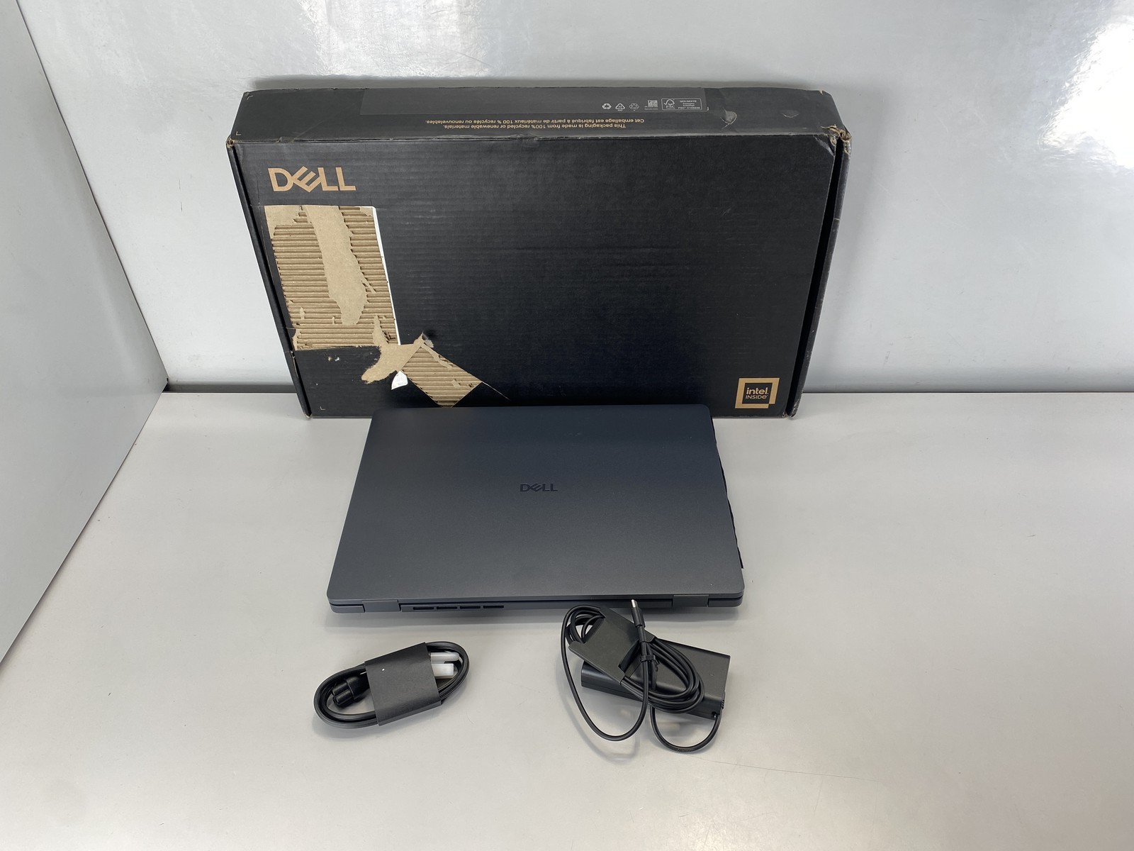 Dell Laptop Pro 16 PC16250 16″ Intel Core 5 120U 256GB- Black