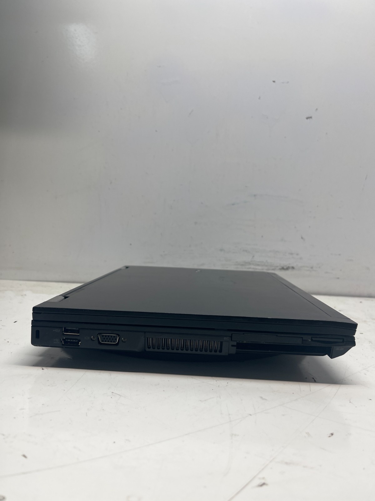 Dell Latitude E6500 Intel Core 2 Duo 2.53GHz 4GB NO HDD
