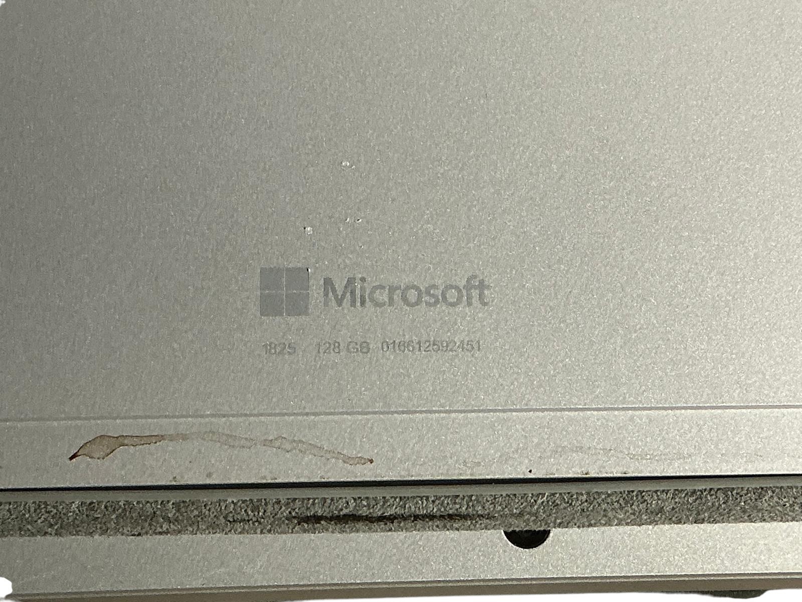 Lot of 11 Mixed Surface go 1825 , Book 1 , pro 3 , pro 4 for Parts/Repair