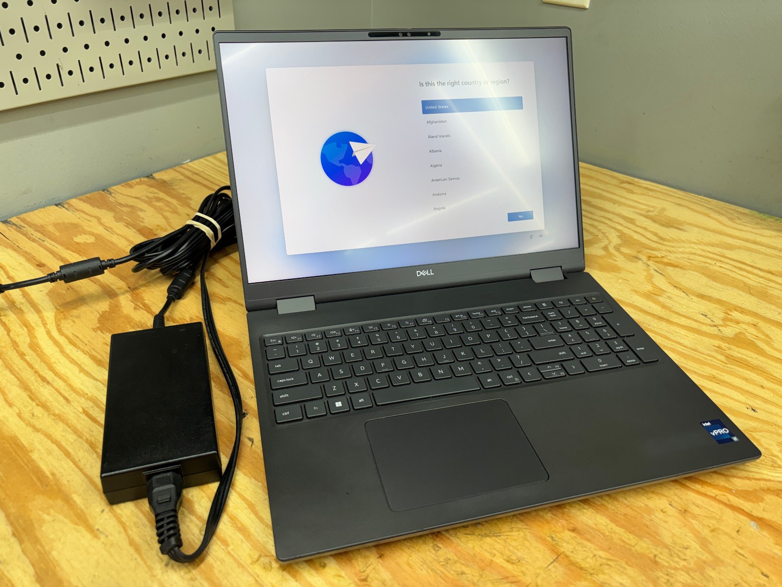 Dell Precision 7670 Mobile Workstation i7-12850HX 32GB 512GB RTX A1000 Win11
