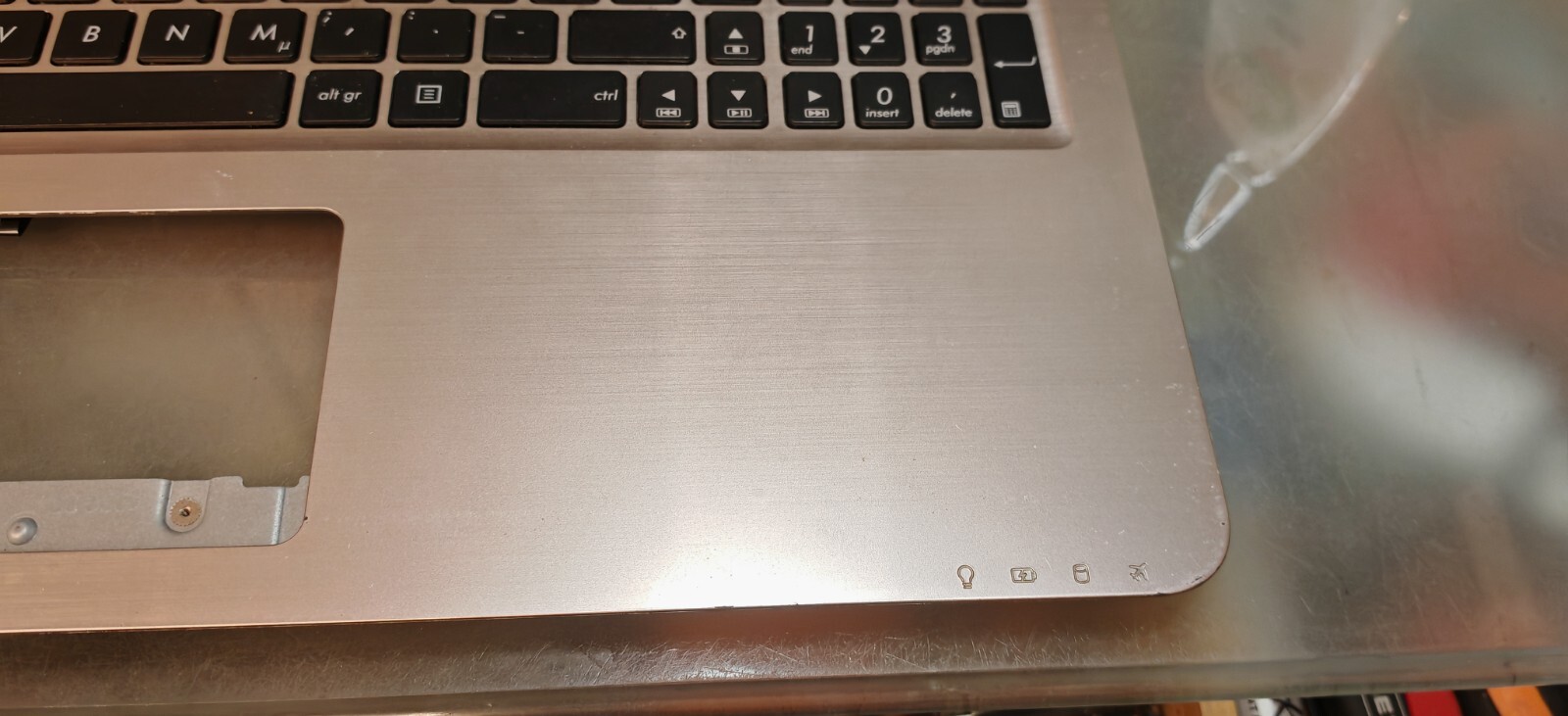 ASUS X556U R556U F556U R558 TOP BODY PALMREST 13N0-UAA0811 13NB0BG3AP0111