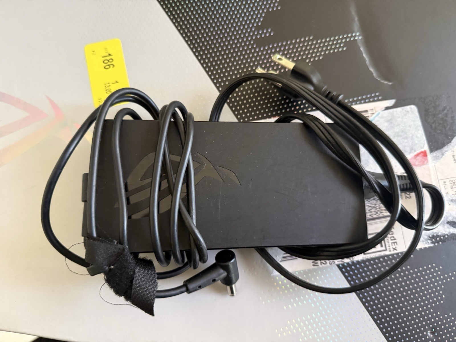 ASUS ROG Zephyrus G14 14in Ryzen 9 16GB 1TB SSD RTX 3060 White