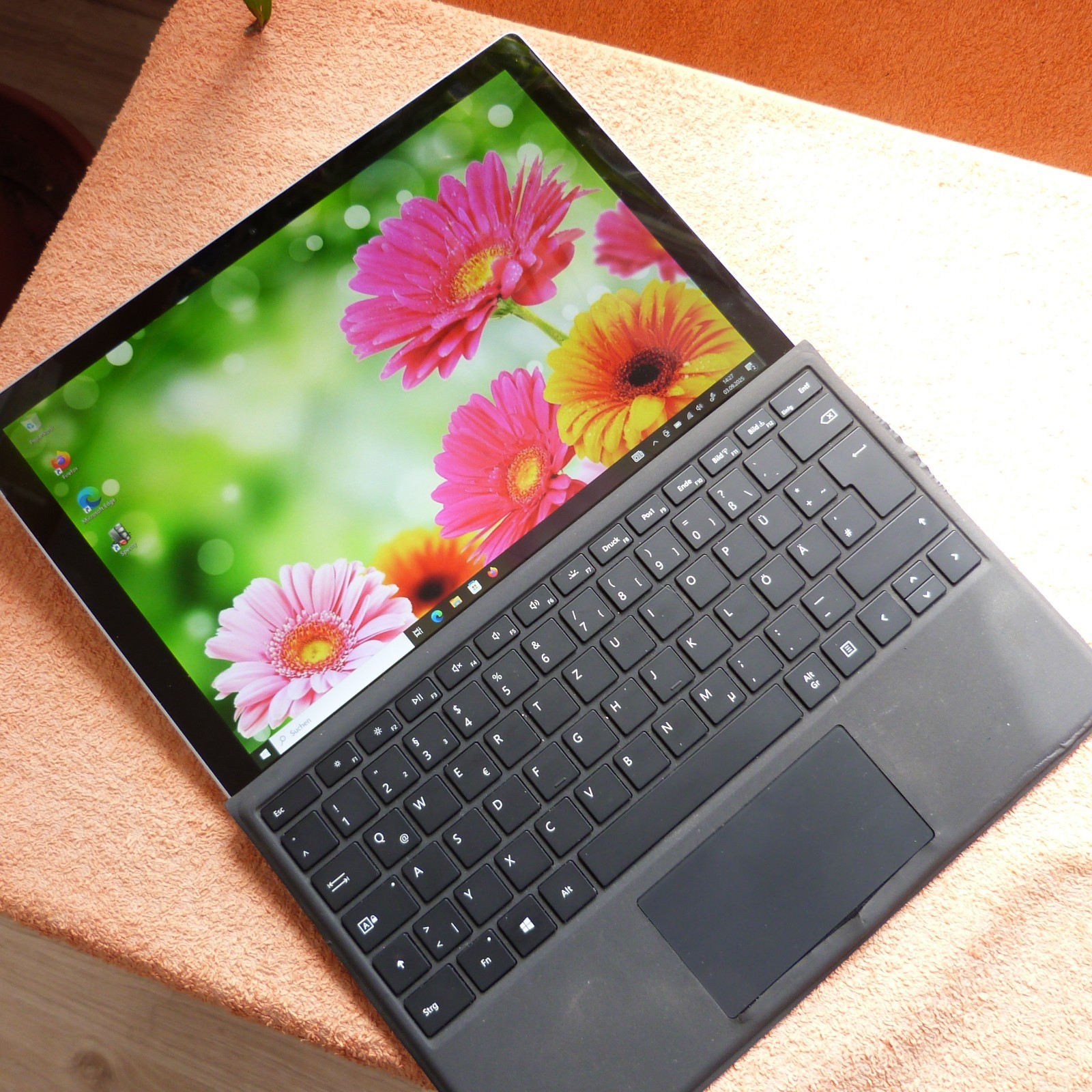 XL LOT Surface Pro 5 128GB SSD Convertible METAL l 12″ 2K TOUCH Windows 10