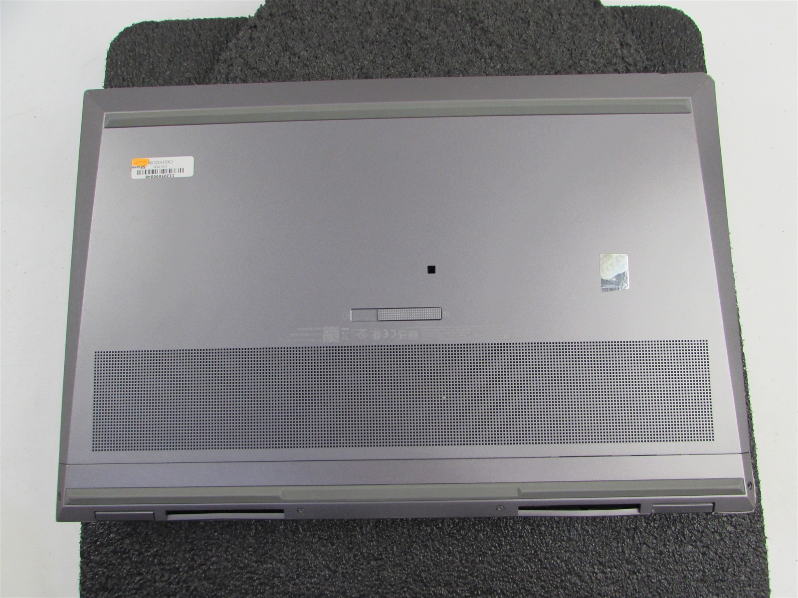 HP ZBOOK FURY 17 (G8) CORE I9-11950H 1TB SSD 32GB RAM NVIDIA RTX A5000 NO O.S