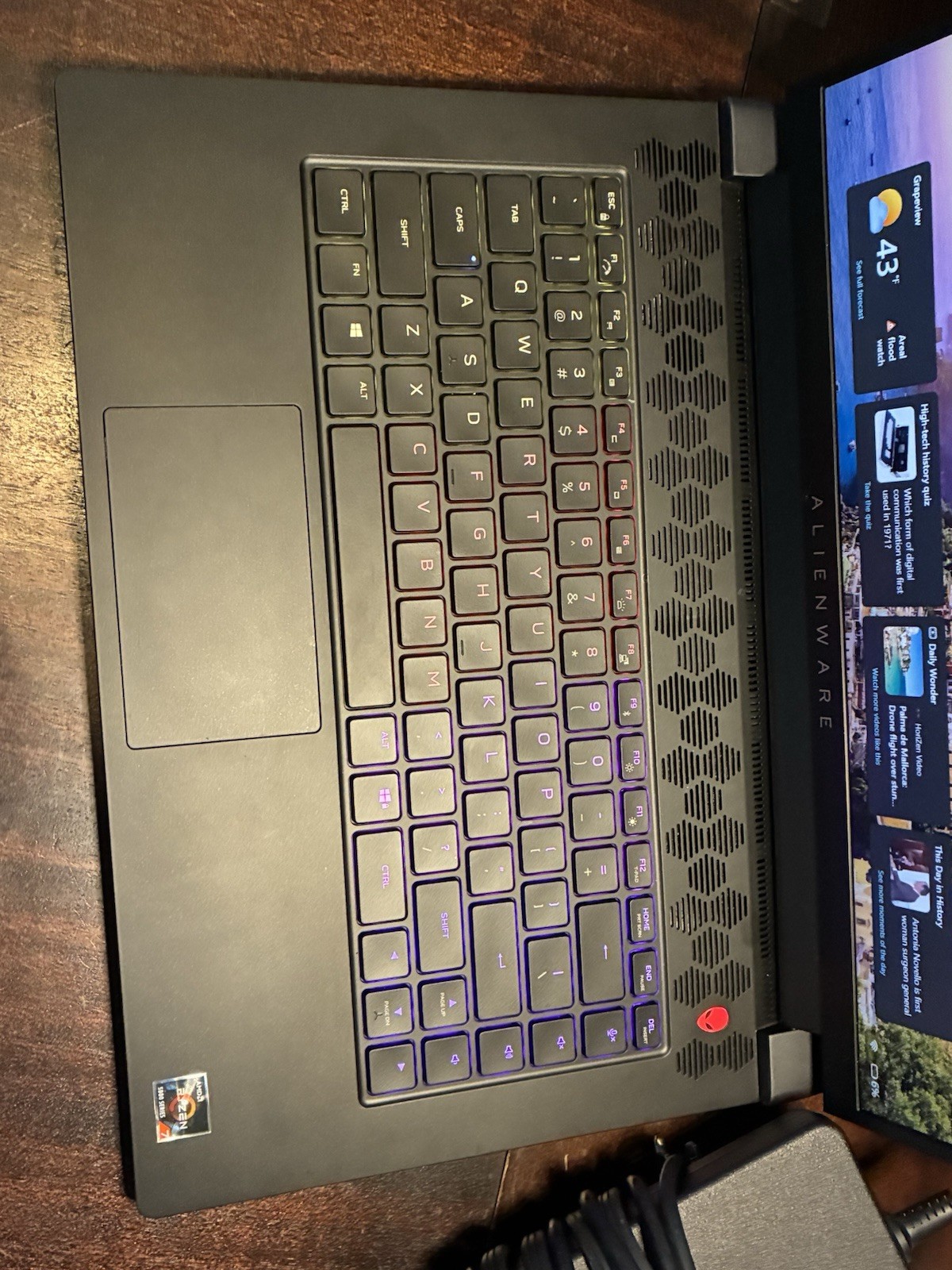 Alienware m15 Ryzen Edition R5 — Gaming Laptop