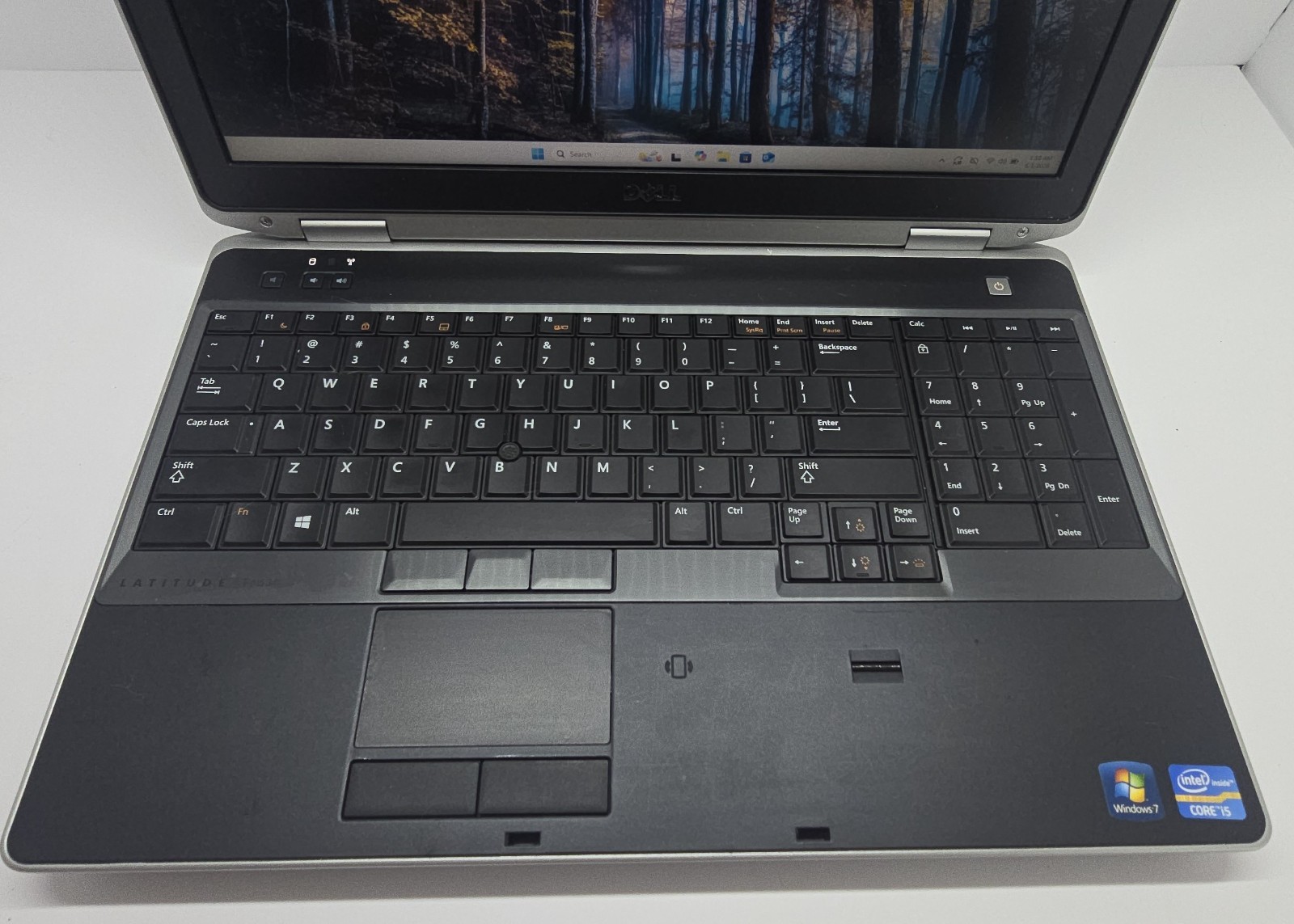 Dell Latitude E6530 Laptop 15.6″ i5-3210M 8GB RAM 320GB HDD Windows 11 Pro READ