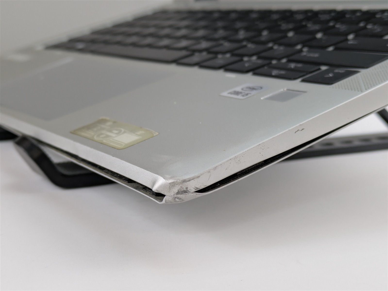 HP EliteBook x360 830 G7 i5-10210U 16GB RAM 256GB SSD 13.3″ FHD 2-in-1 (READ!)
