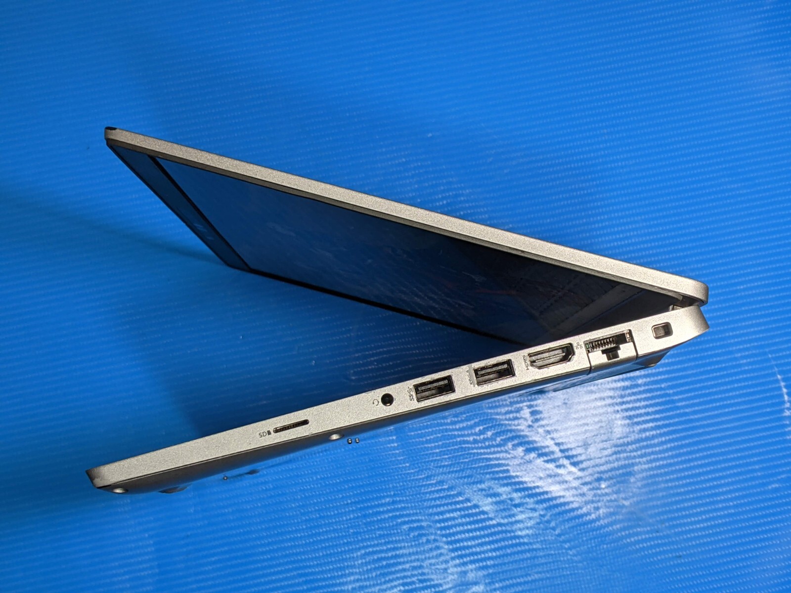 Dell Latitude 5420 14″FHD vPRO i7-1185G7 3GHz 16GB 256GB SSD W11P Warranty-08/26
