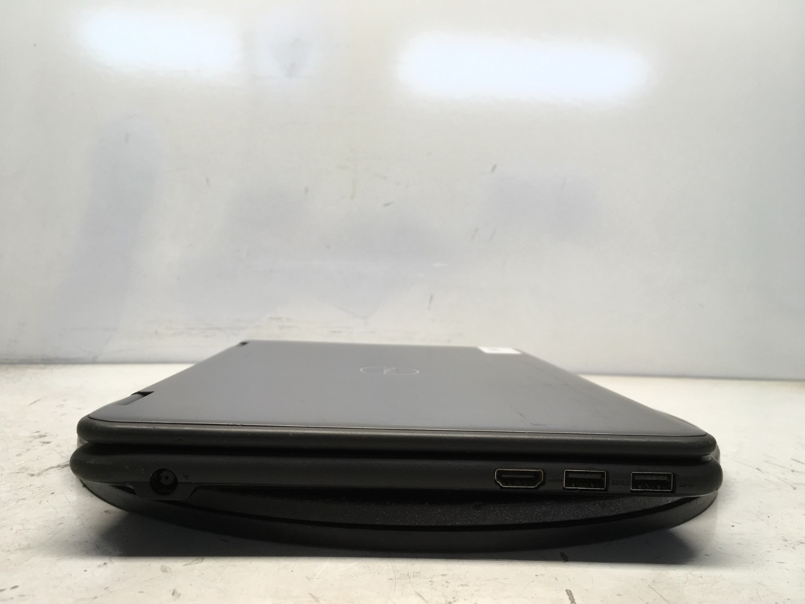 Dell Latitude 3190 2-In-1 Intel Celeron N4100 1.1GHz 4 GB NO HDD