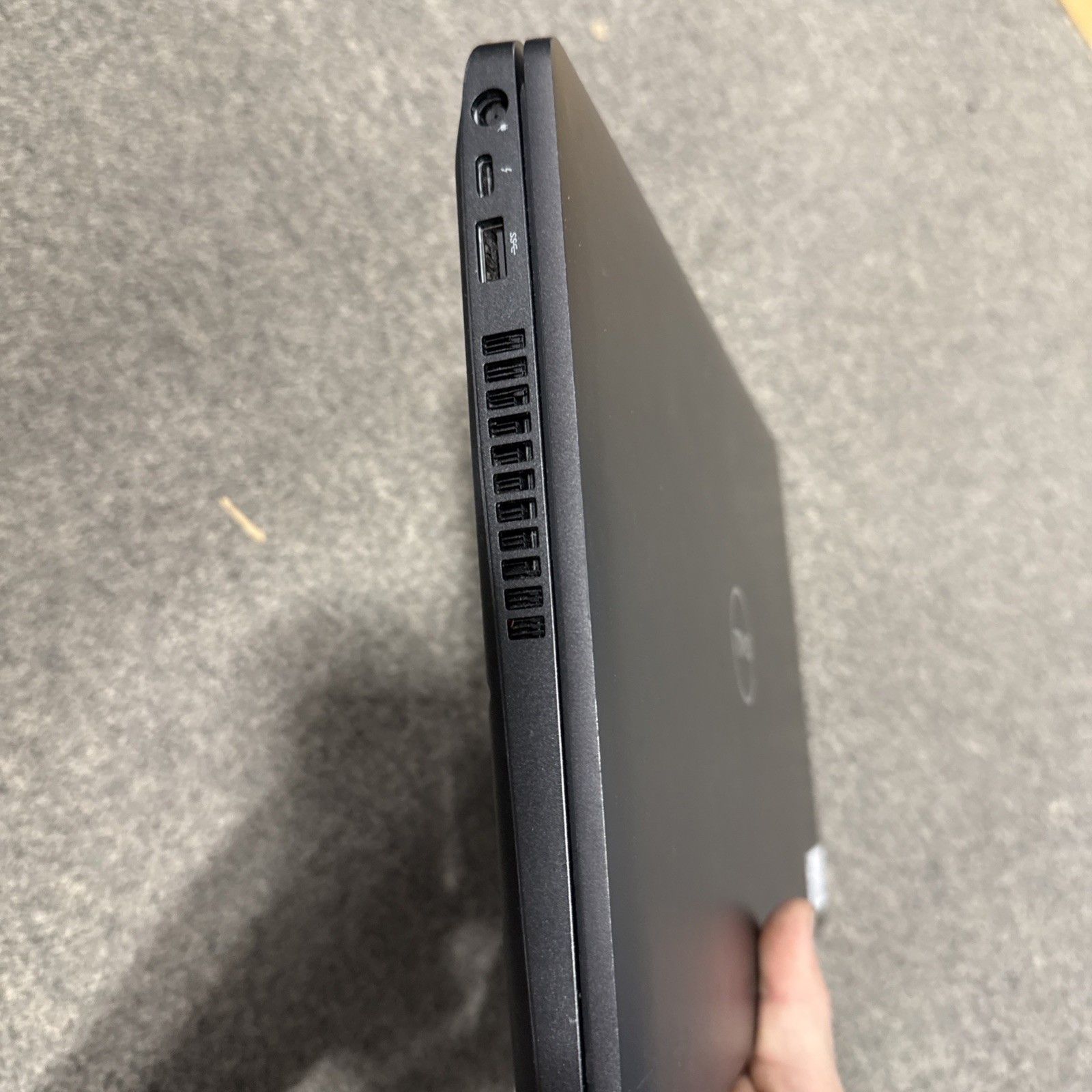Dell Latitude 5501 15.6 i5-9400H 2.5GHz NO RAM NO HDD NO OS * BIOS LOCK*