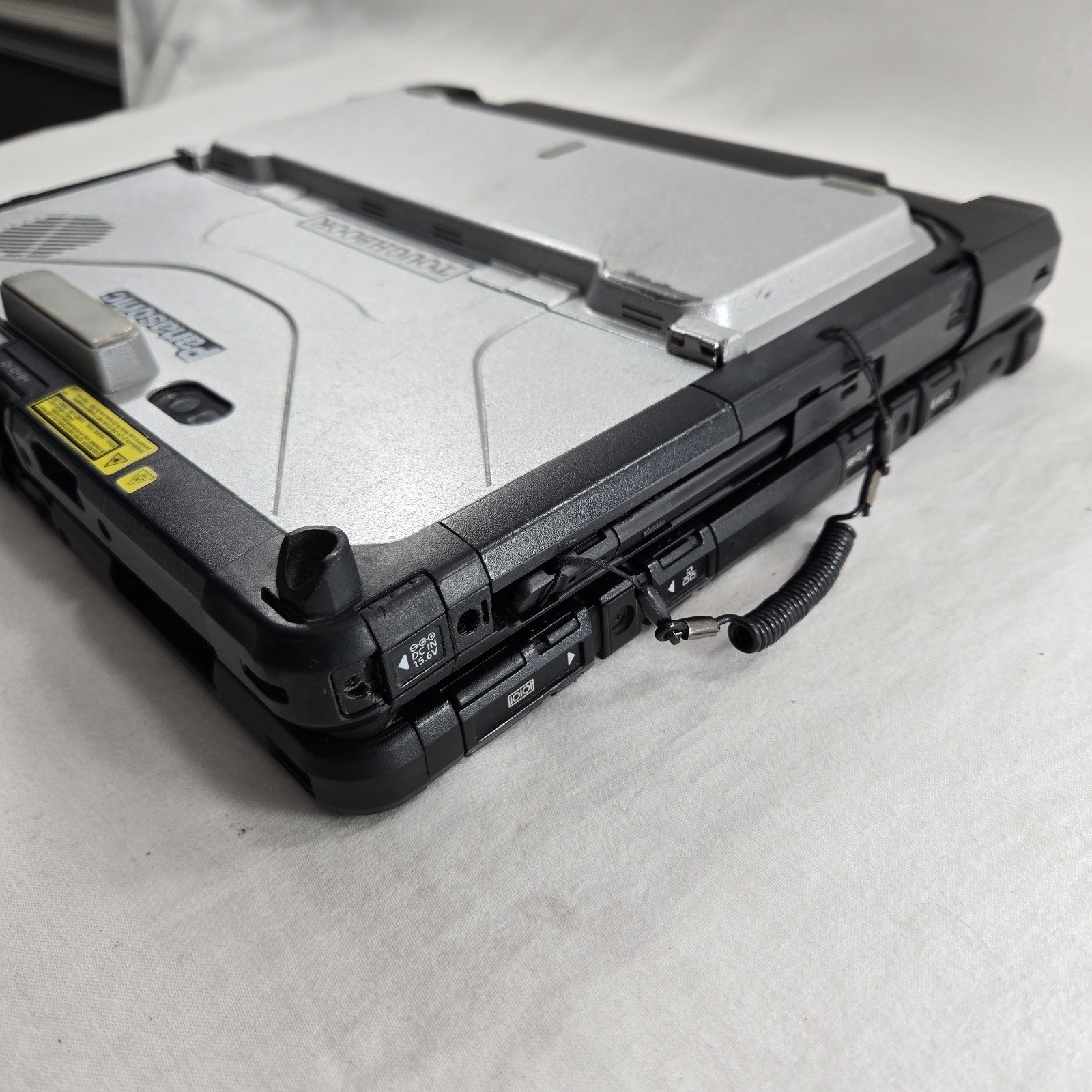 Panasonic Toughbook CF-33 i7-10810U 1.10GHz 512GB SSD 32GB Ram 4G GPS | Grade B-