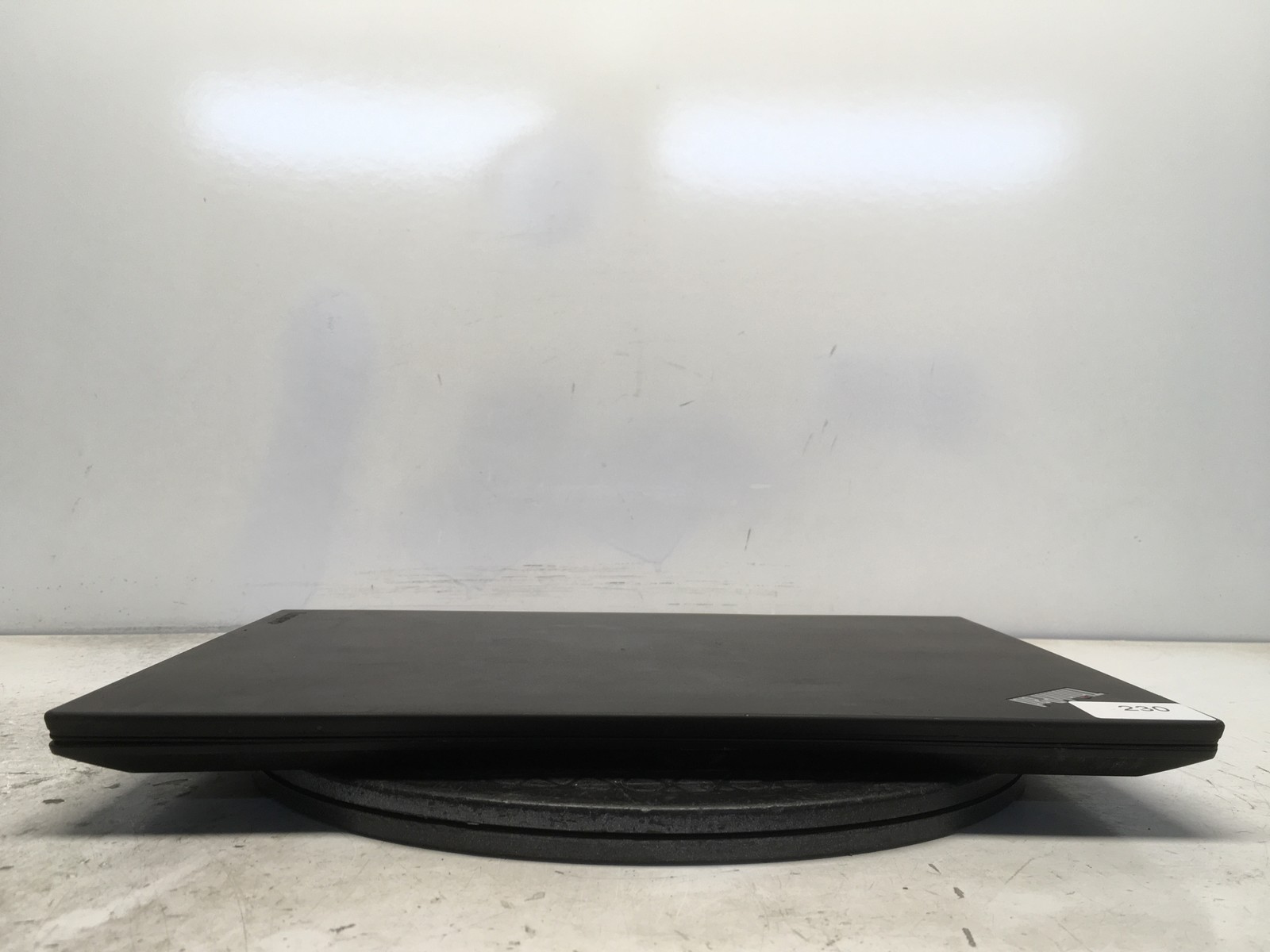 Lenovo ThinkPad T580 Intel i5 8th gen No RAM NO HDD No Batt