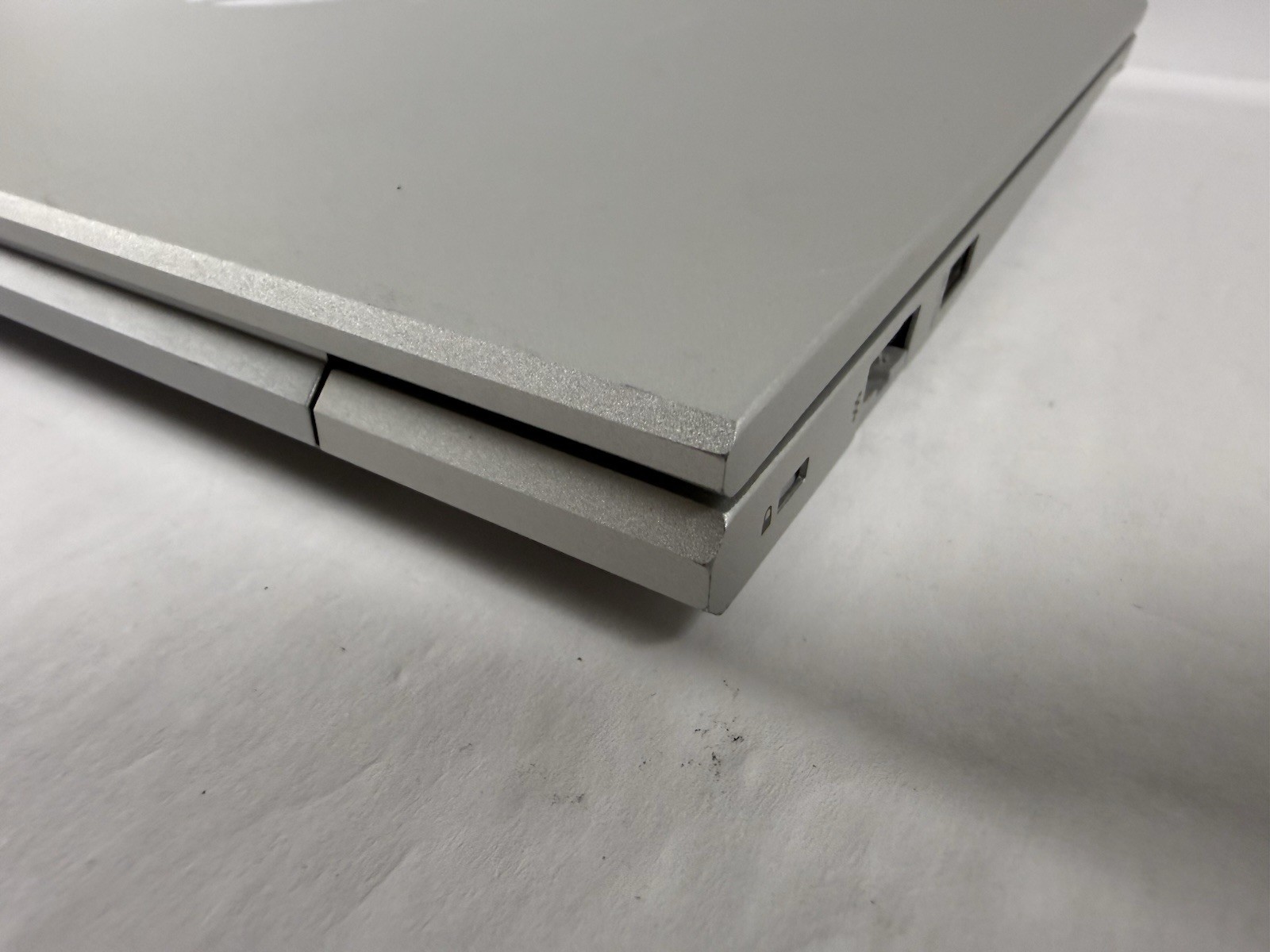 HP ProBook 445 G9 14″ Ryzen 5 5625U 2.3GHz 4GB RAM | NO SSD/OS Read*